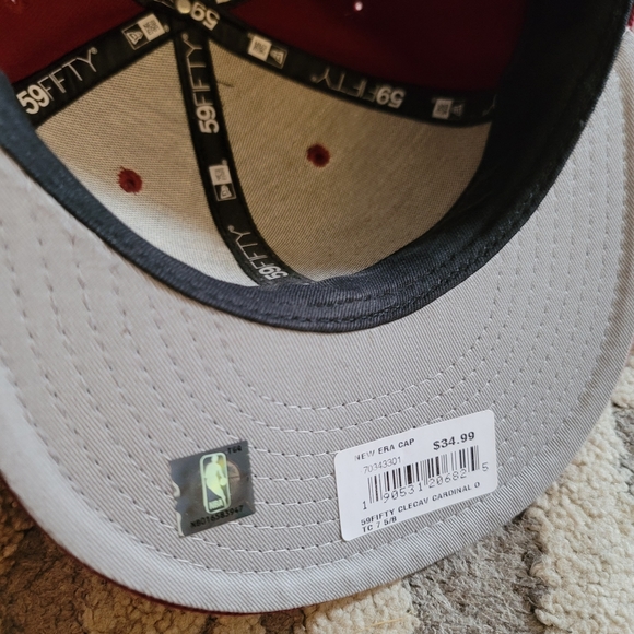 New Era Cleveland Cavaliers 59Fifty NBA Cap Fitted 7 5/8 New Cavs - Picture 3 of 6